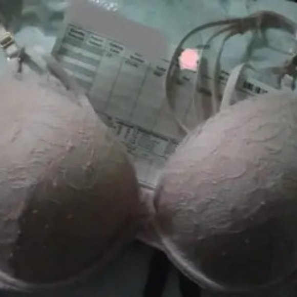 SHARE LISTING NEW SPRING Victoria's Secret Pink Lace Very Sexy Bra 32D Gift Card - Picture 3 of 9